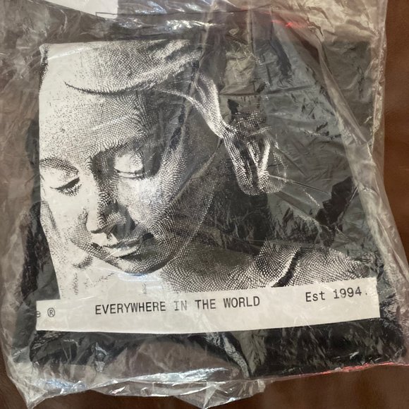 Everywhere Tee - Picture 3 of 4